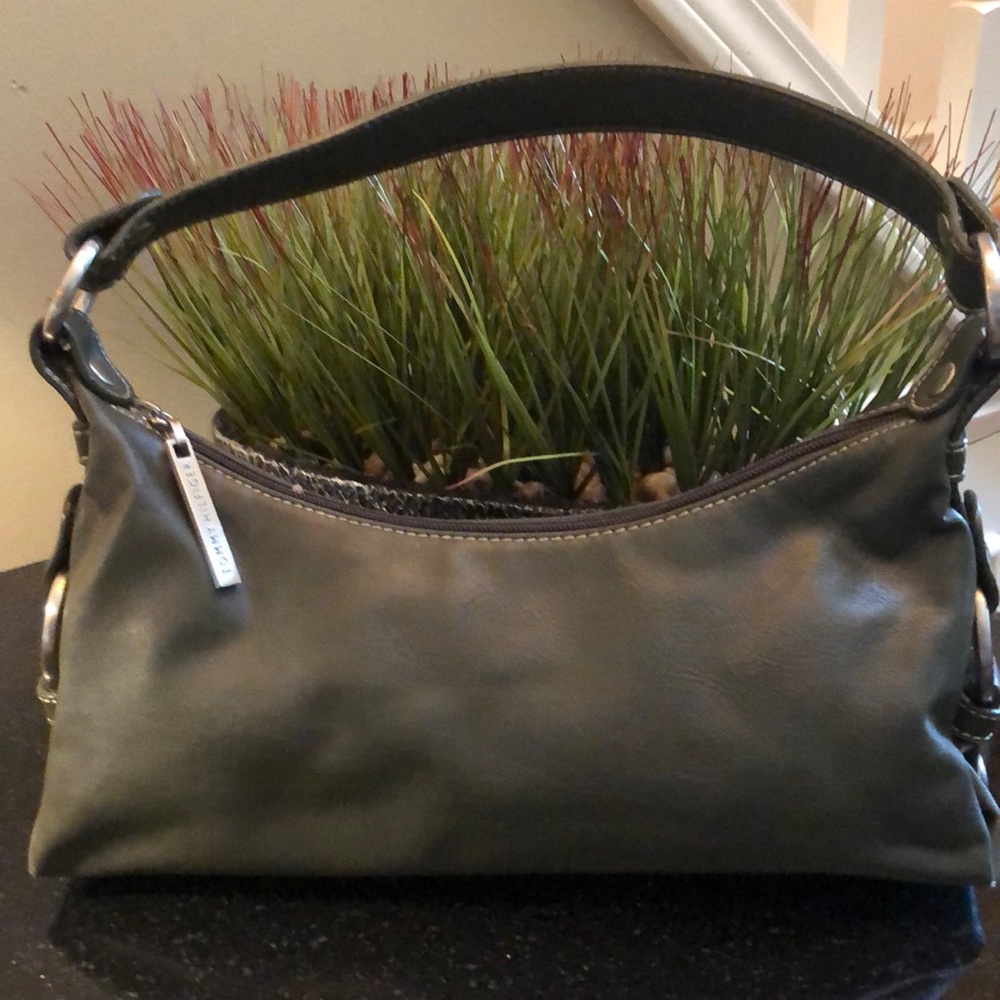 Tommy Hilfiger olive green bag